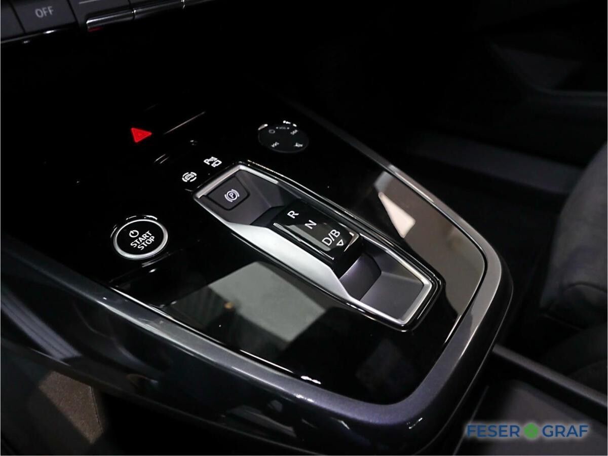 Audi Q4 e-tron Q4 40 e-tron Pano/SHZ/ACC/Park-Assist/AHK/STHZ