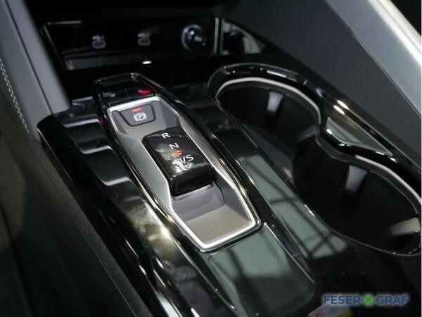Audi Q5 SUV TFSI quattro S tronic