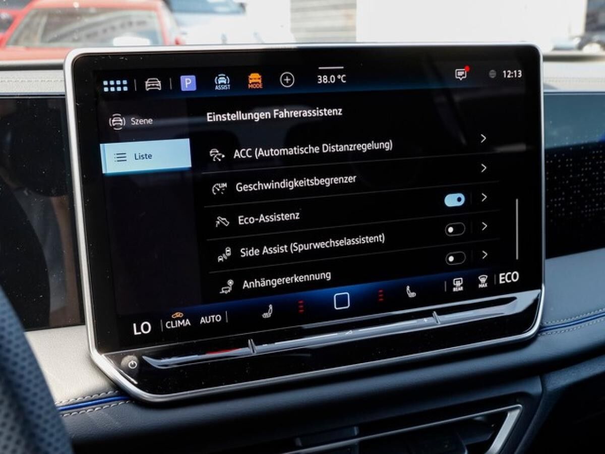 Volkswagen Tiguan "R-LINE" 1,5 l eHybrid 6-Gang-DSG MATRIX-BLACK-STYLE-AHK-WKR-LM20