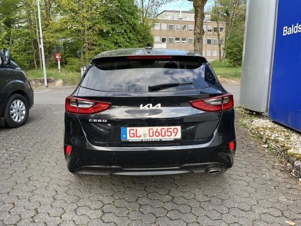Kia Ceed 1.5 T-GDI MHEV DCT Ultimate Edition