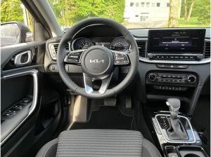 Kia Ceed 1.5 T-GDI MHEV DCT Ultimate Edition,Style