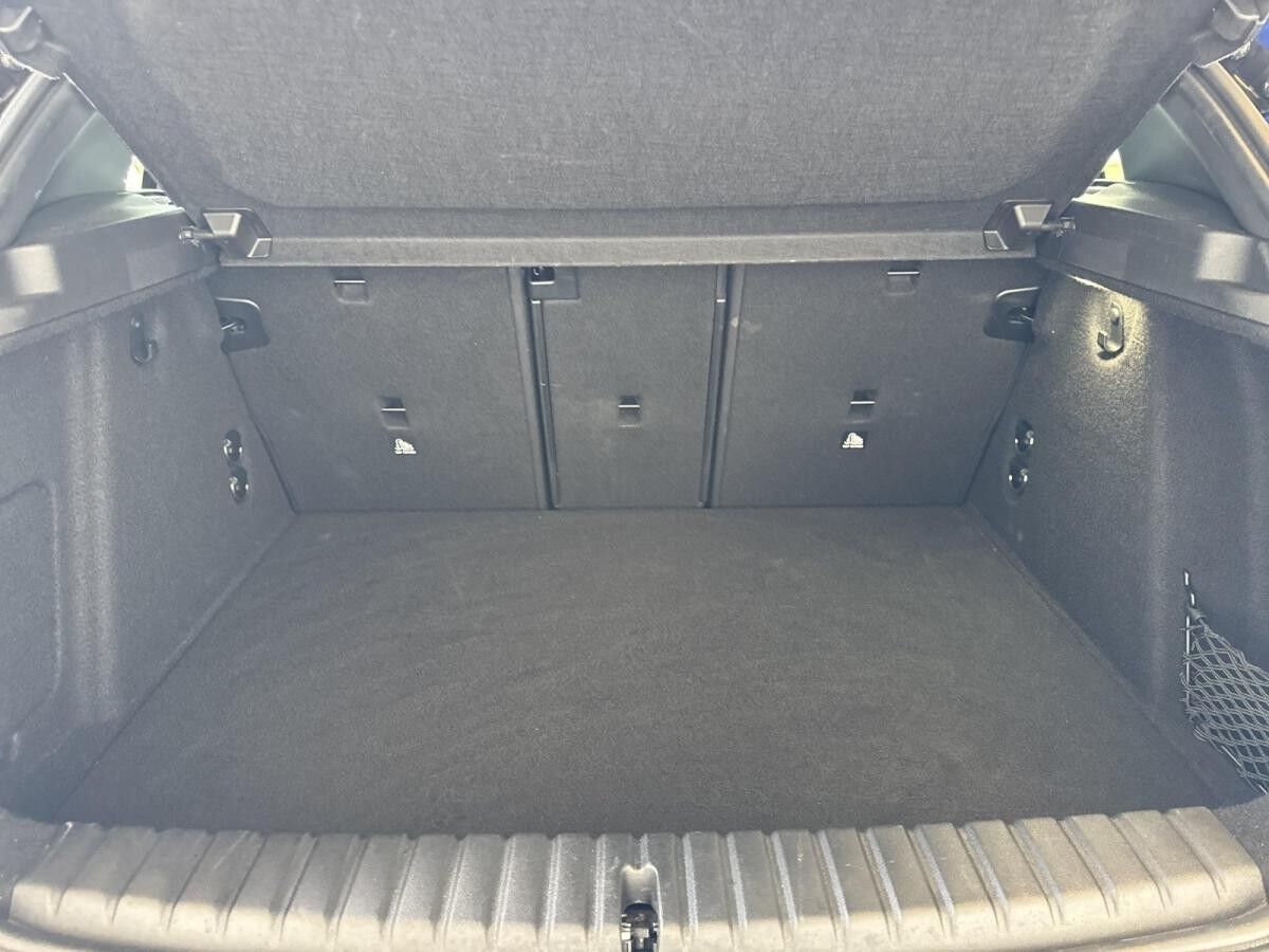 BMW 118 d Hatch M Sportpaket DAB LED Pano.Dach RFK