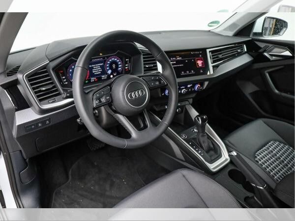 Audi A1 allstreet 30 TFSI ACC*LED*CARPLAY*SZG*PDC+*17ZOLL