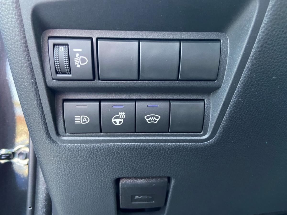 Toyota Yaris Cross Hybrid Teamplayer Winter & Safety Paket Navi LED ACC