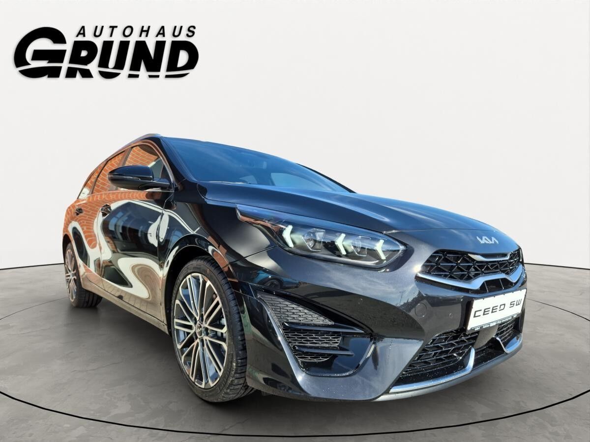 Kia Ceed SW 1.5T GT Line DCT7 | TECH | LEDER | 18" | GEWERBLICH