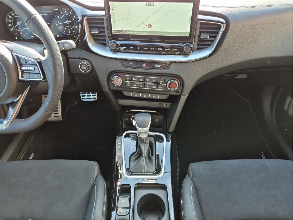 Kia Ceed SW 1.5T GT Line DCT7 | TECH | LEDER | 18" | GEWERBLICH