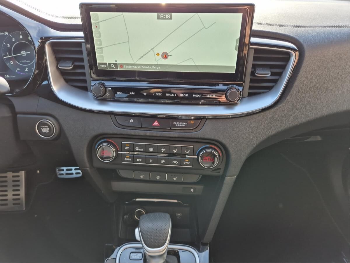 Kia Ceed SW 1.5T GT Line DCT7 | TECH | LEDER | 18" | GEWERBLICH