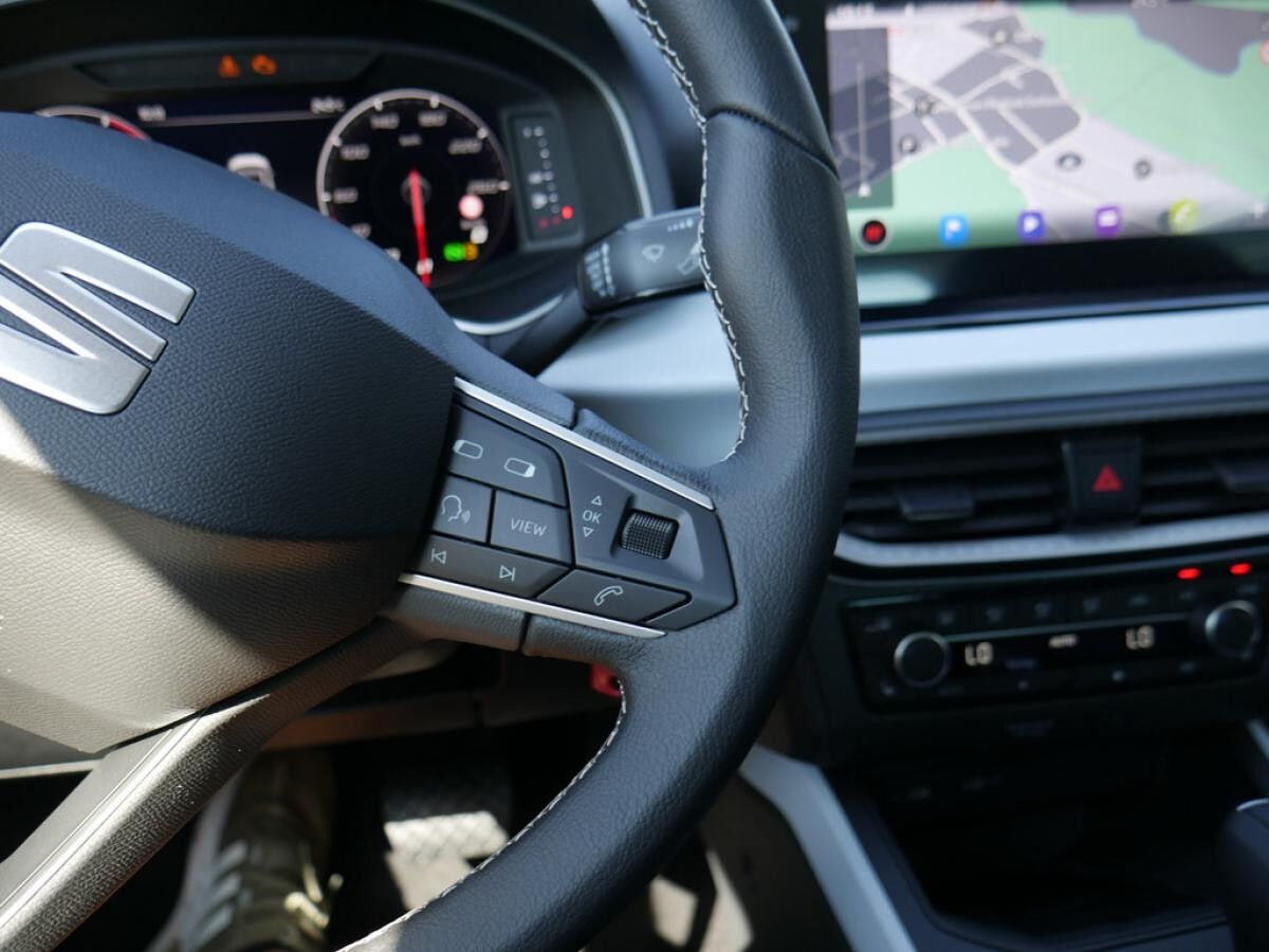 Seat Arona Road Edition 1.0 TSI - SHZ KAMERA NAVI LED *SN168*