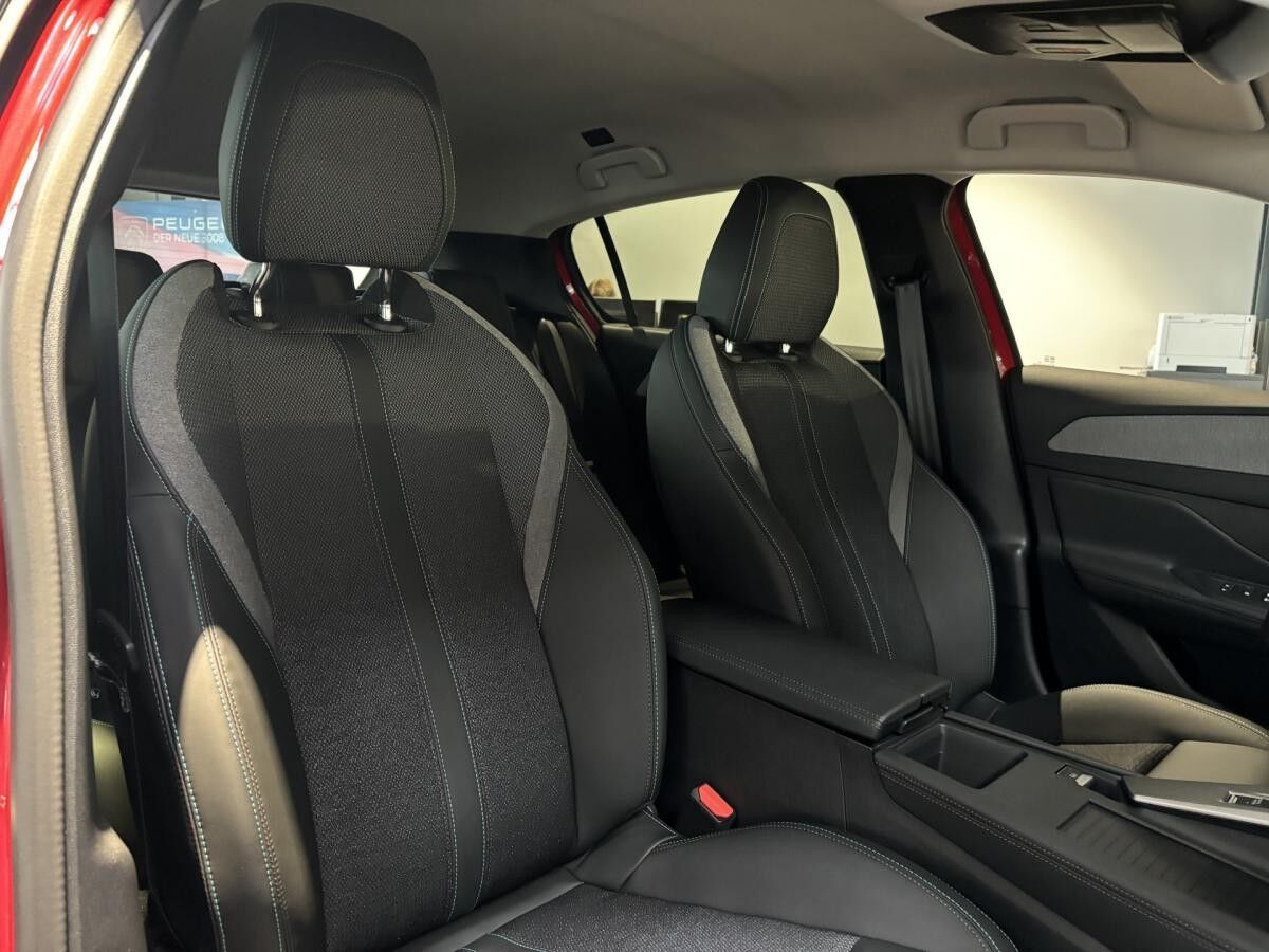 Peugeot 308 Allure BlueHDi 130 EAT8 "SOFORT VERFÜGBAR"