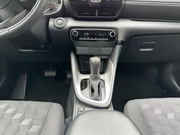 Toyota Yaris Hybrid Comfort  inkl. GAP *SOFORT VERFÜGBAR*Rückfahrkamera*CarPlay*