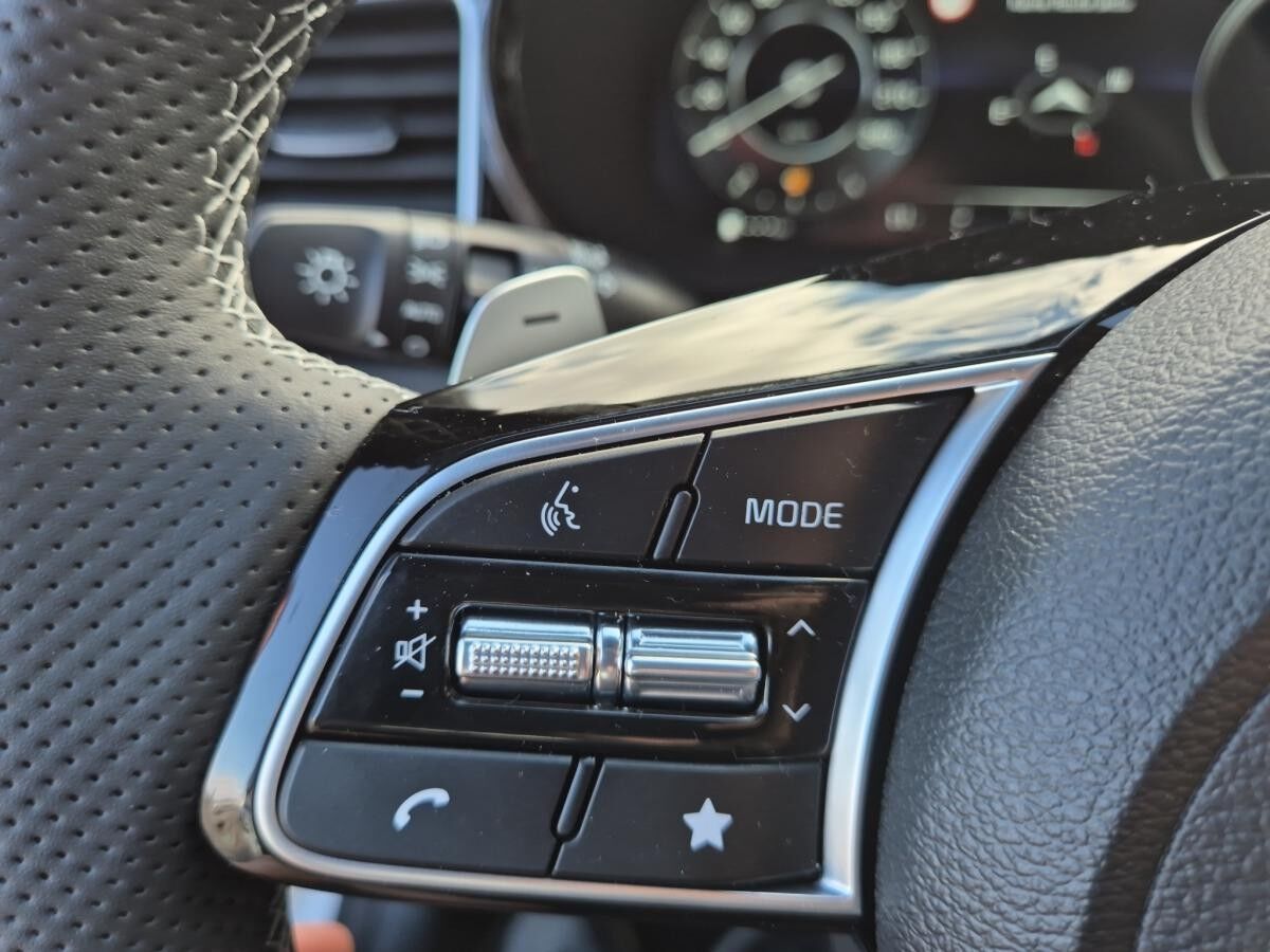 Kia Ceed 1.5T DCT7 GT LINE | PANO | TECH | LEDER | 18" |