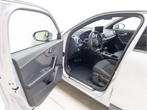 Audi Q2 advanced 35 TFSI S tronic*MATRIX*KAMERA*CARPL