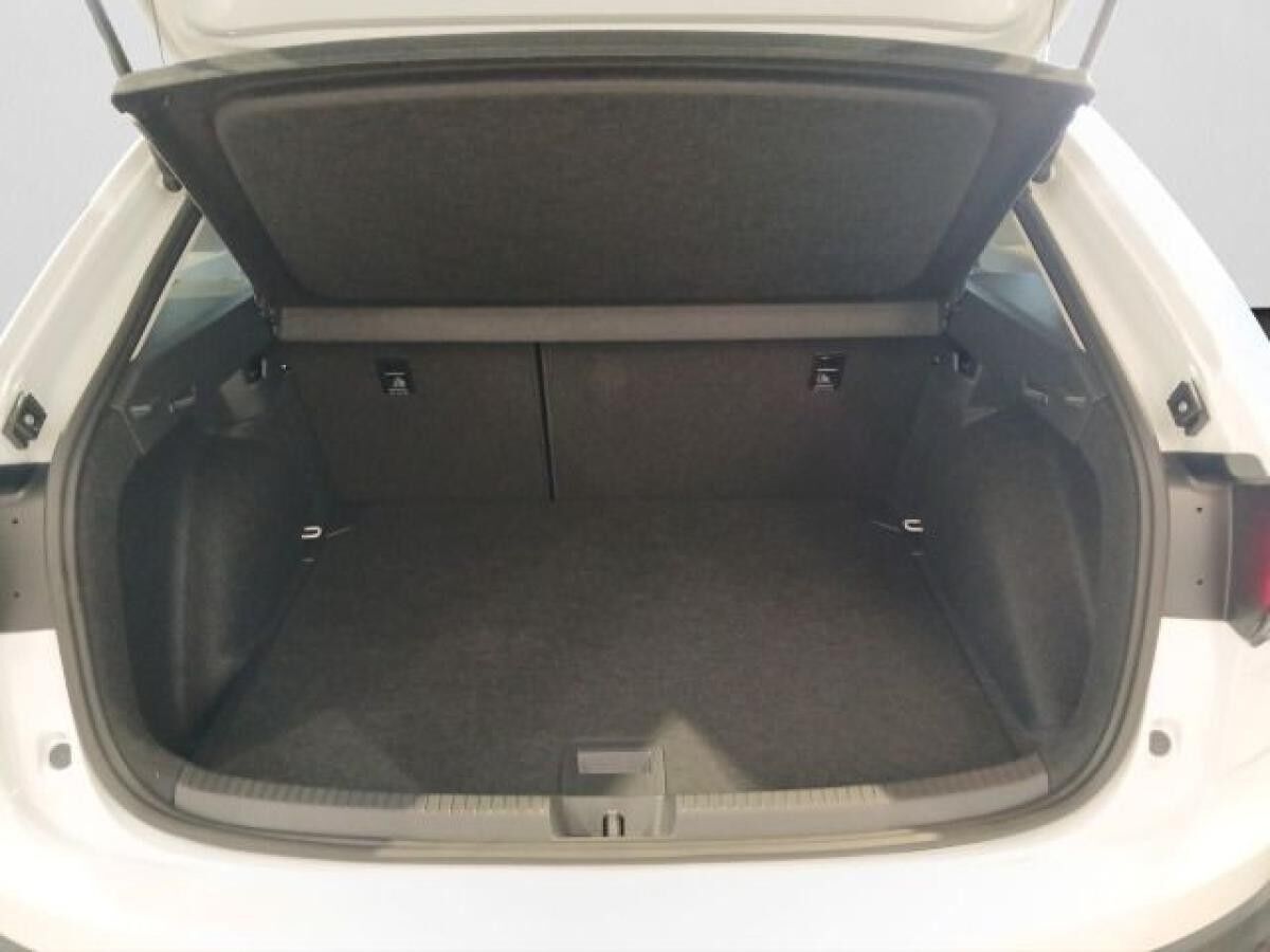 Volkswagen Taigo Life 1.0 TSI 5-Gang WINTERRÄDER MATRIX SITZHZ KLIMAAUTOM.