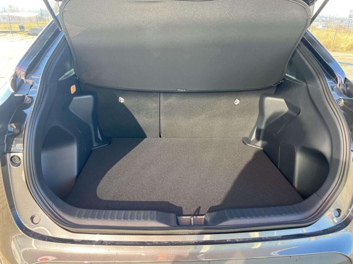 Toyota Yaris Cross 1,5-l-VVT-iE Hybrid  5-Türer Teamplayer