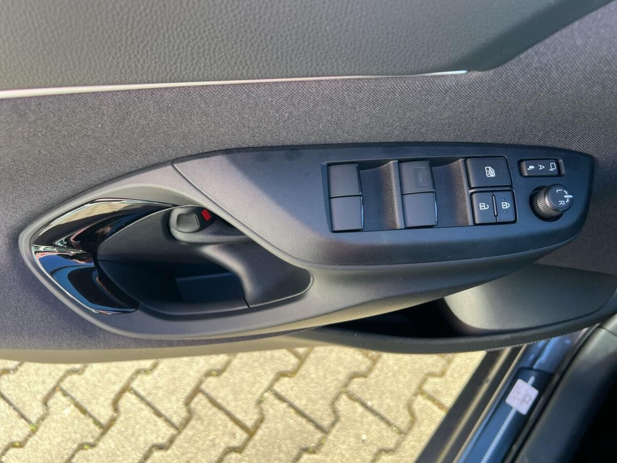 Toyota Yaris Cross 1,5-l-VVT-iE Hybrid  5-Türer Teamplayer