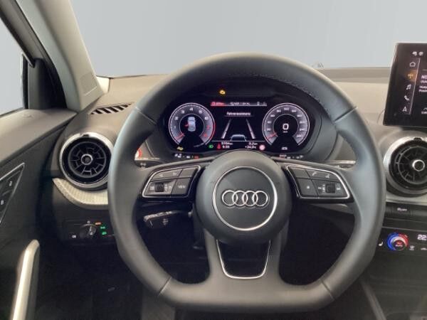 Audi Q2 advanced 30TFSI LED AHK El. Heckklappe Apple CarPlay