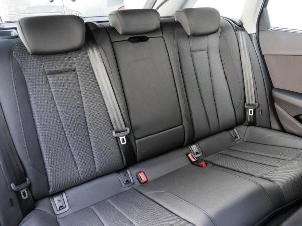 Audi A4 Avant 40 TDI S-tronic LED Smartphone-Interface