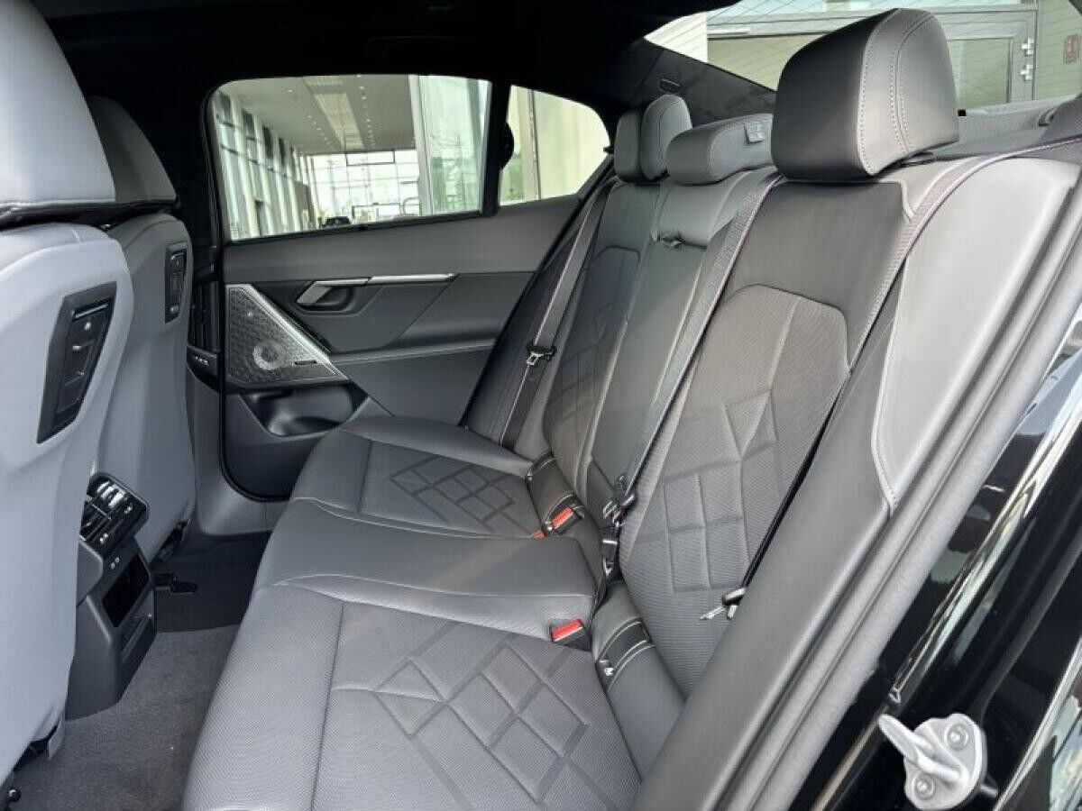 BMW i5 M60 xDrive *>20%* 0,5% Besteuerung*Sofort verfügbar*