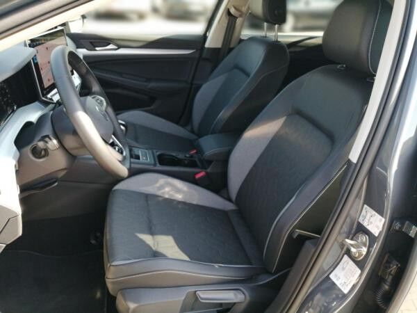 Volkswagen Golf Life 1.5 TSI/ACC, LED, AHK, Navi, DAB+, RFK