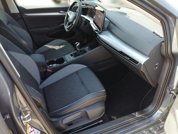 Volkswagen Golf Life 1.5 TSI/ACC, LED, AHK, Navi, DAB+, RFK
