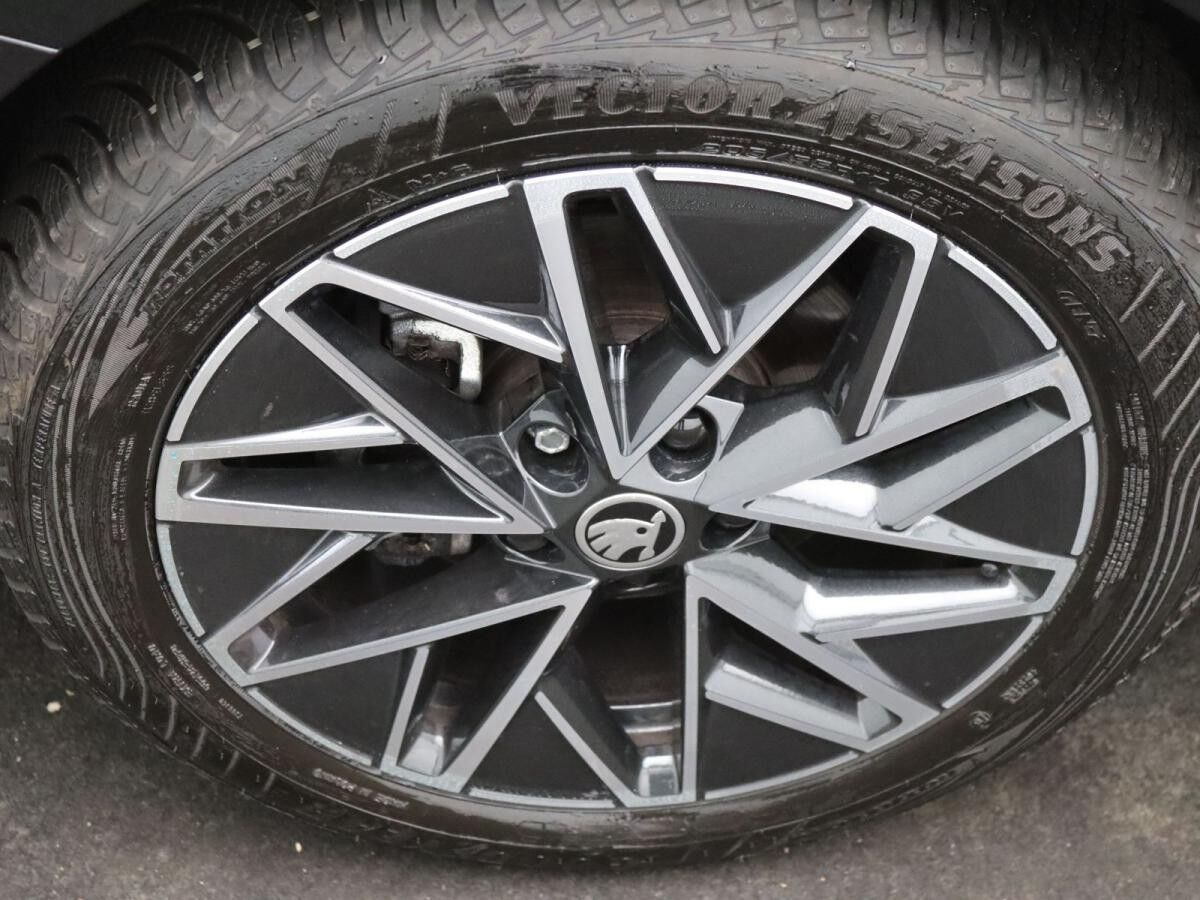 Skoda Octavia Combi Selection 2.0 TDI DSG/ Matrix, ACC