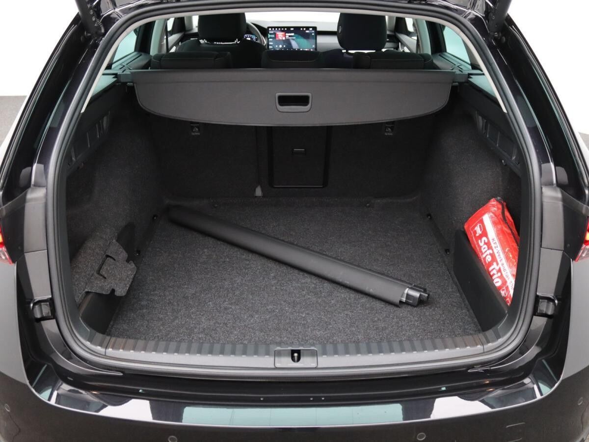 Skoda Octavia Combi Selection 2.0 TDI DSG/ Matrix, ACC