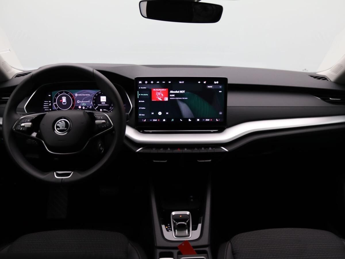 Skoda Octavia Combi Selection 2.0 TDI DSG/ Matrix, ACC