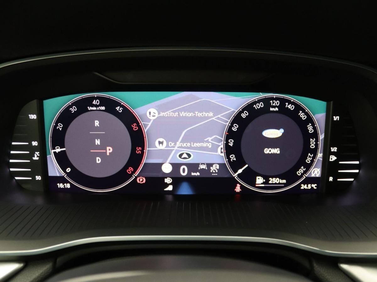 Skoda Octavia Combi Selection 2.0 TDI DSG/ Matrix, ACC