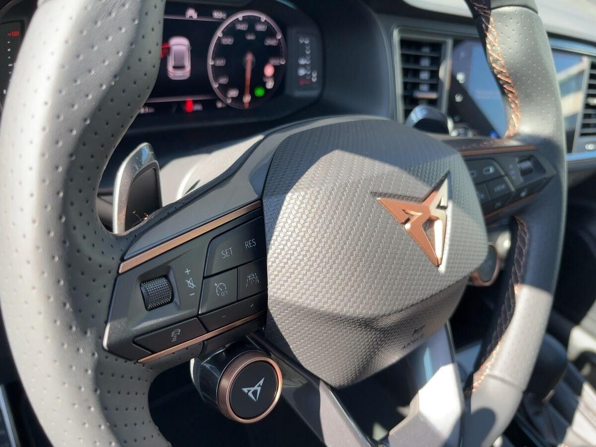 Cupra Ateca VZ #Akrapovic #AHK #ACC #Carbon