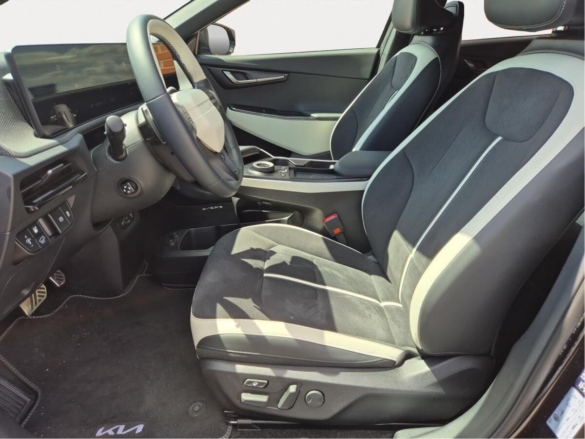 Kia EV6 GT-Line 84 AWD | WP | 20" | ASS+ | SOUND | TECH | GEWERBLICH Kia EV6 GT-Line 84 AWD | WP | 20" | ASS+ | SOUND | TECH | GEWERBLICH