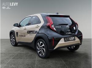 Toyota Aygo AYGO X Teamplayer VERSCHIEDENE FARBEN SOFORT!
