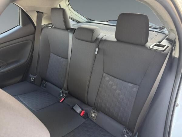 Toyota Yaris Hybrid Business +Sitzheiz.+Rückfahrk.+1,99%