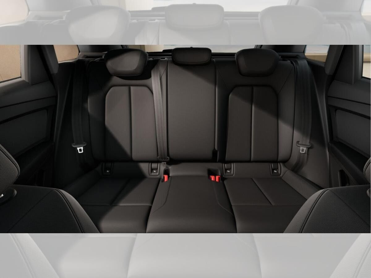 Audi Q4 e-tron Audi Q4 e-tron