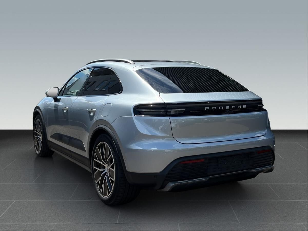 Porsche Macan Pano.,Privacy,InnoDrive,Servo+,BOSE,PASM,Head-Up