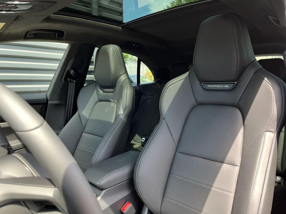 Porsche Macan Turbo Pano.,Privacy,Head-Up,Sport Chrono,InnoDrive