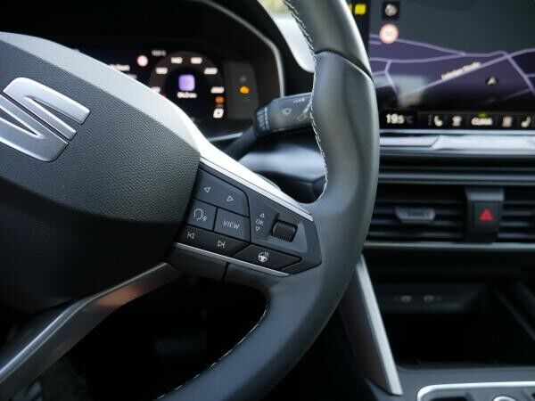 Seat Leon Sportstourer Road Edition 1.5 eTSI - ACC LED *SN177*