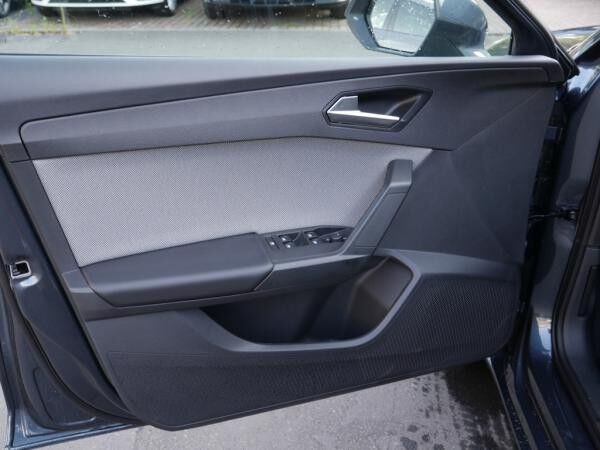 Seat Leon Sportstourer Road Edition 1.5 eTSI - ACC LED *SN177*