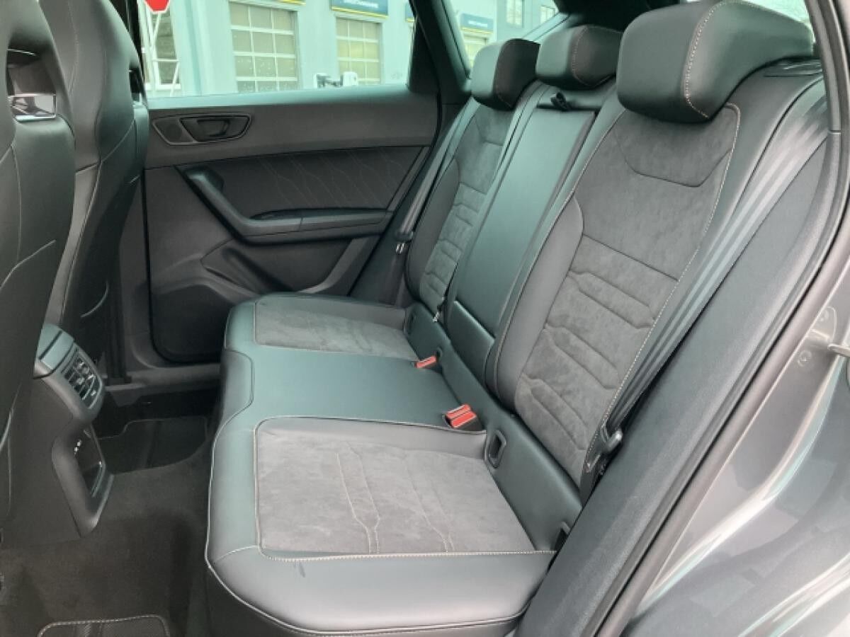 Cupra Ateca VZ 300PS PANO+SHZ+NAVI+AHK