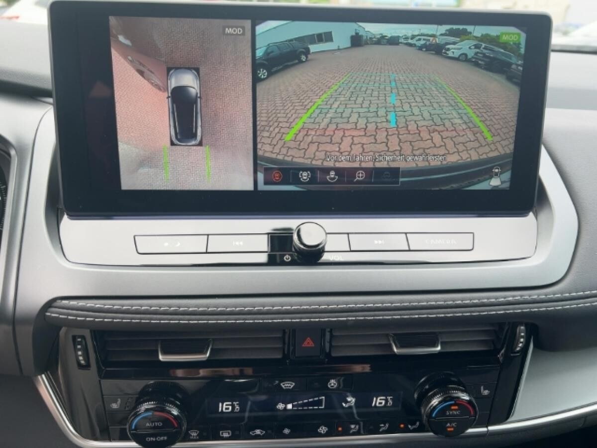Nissan Qashqai N-CONNECTA Komfort 1.3MT Winter/HUD/AVM/Carplay