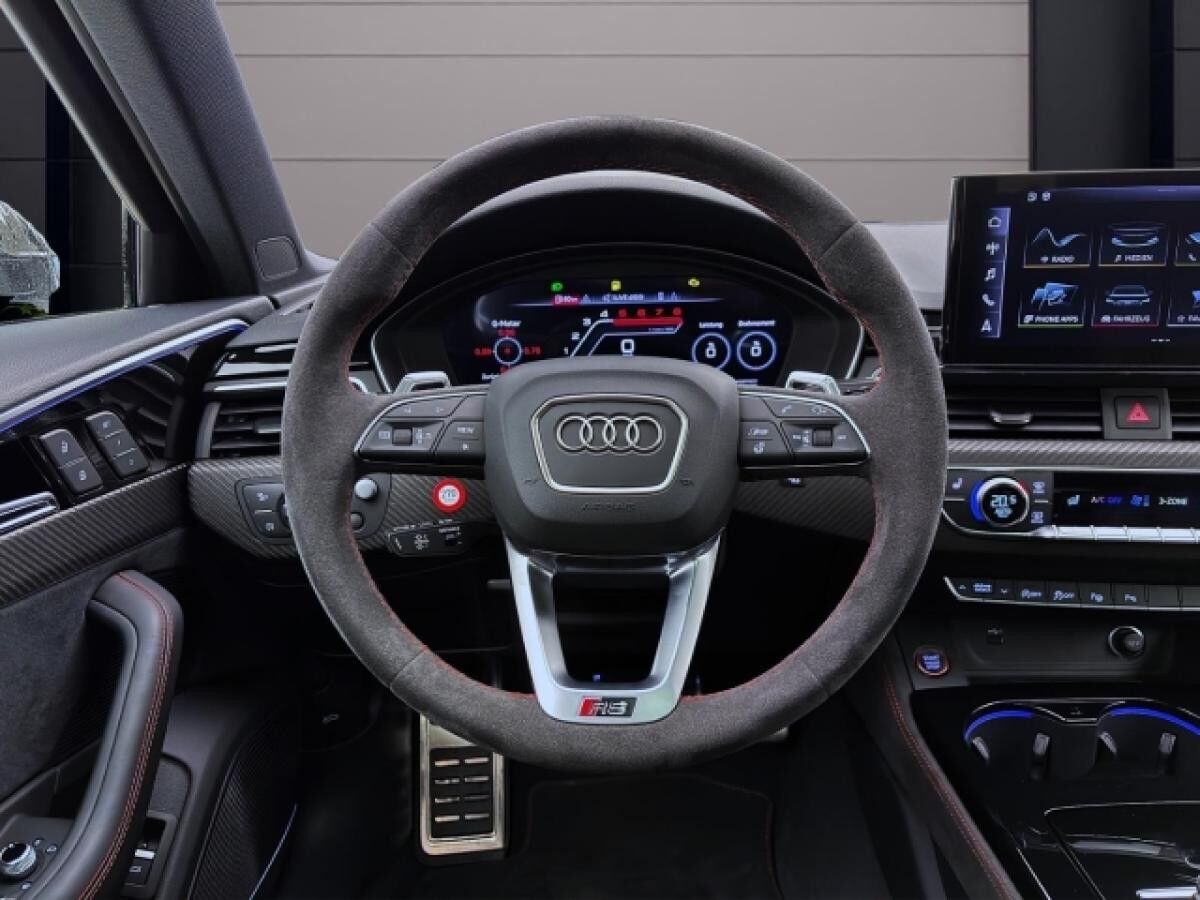 Audi RS4 Avant Q PANO MATRIX NAVI B&O HuD