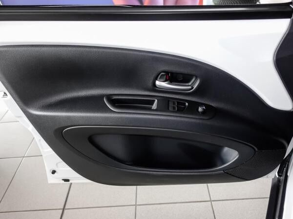 Toyota Aygo X Autom Business inkl Wartung+CarPlay+R.Kam