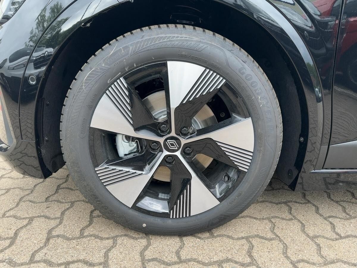 Renault Megane E-Tech 100% ele Techno 220 Comfort Range* Renault Megane E-Tech 100% ele Techno 220 Comfort Range*