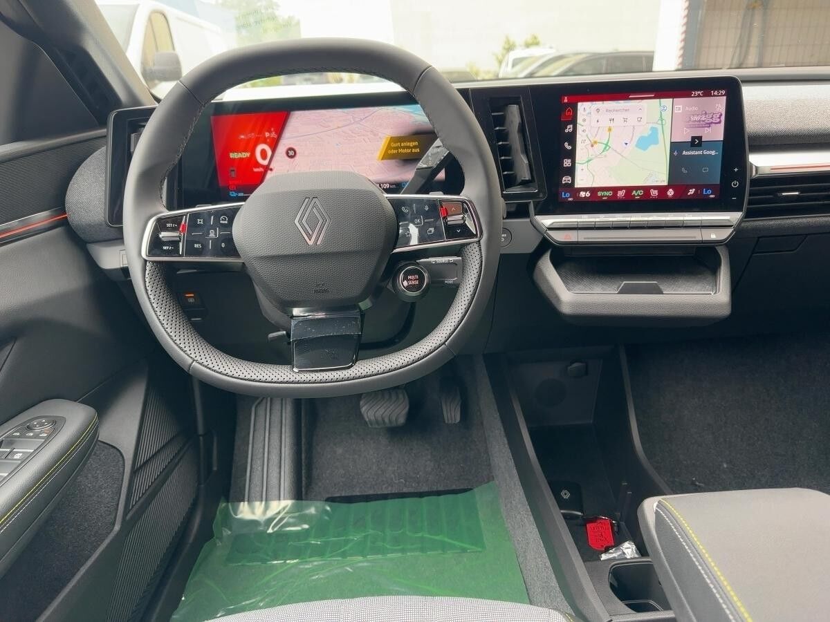 Renault Megane E-Tech 100% ele Techno 220 Comfort Range* Renault Megane E-Tech 100% ele Techno 220 Comfort Range*