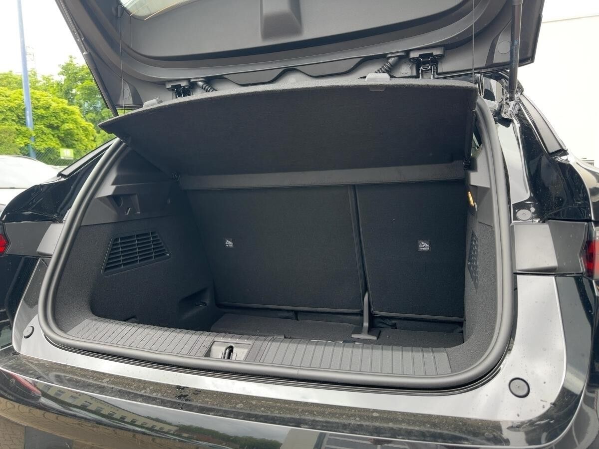 Renault Megane E-Tech 100% ele Techno 220 Comfort Range* Renault Megane E-Tech 100% ele Techno 220 Comfort Range*