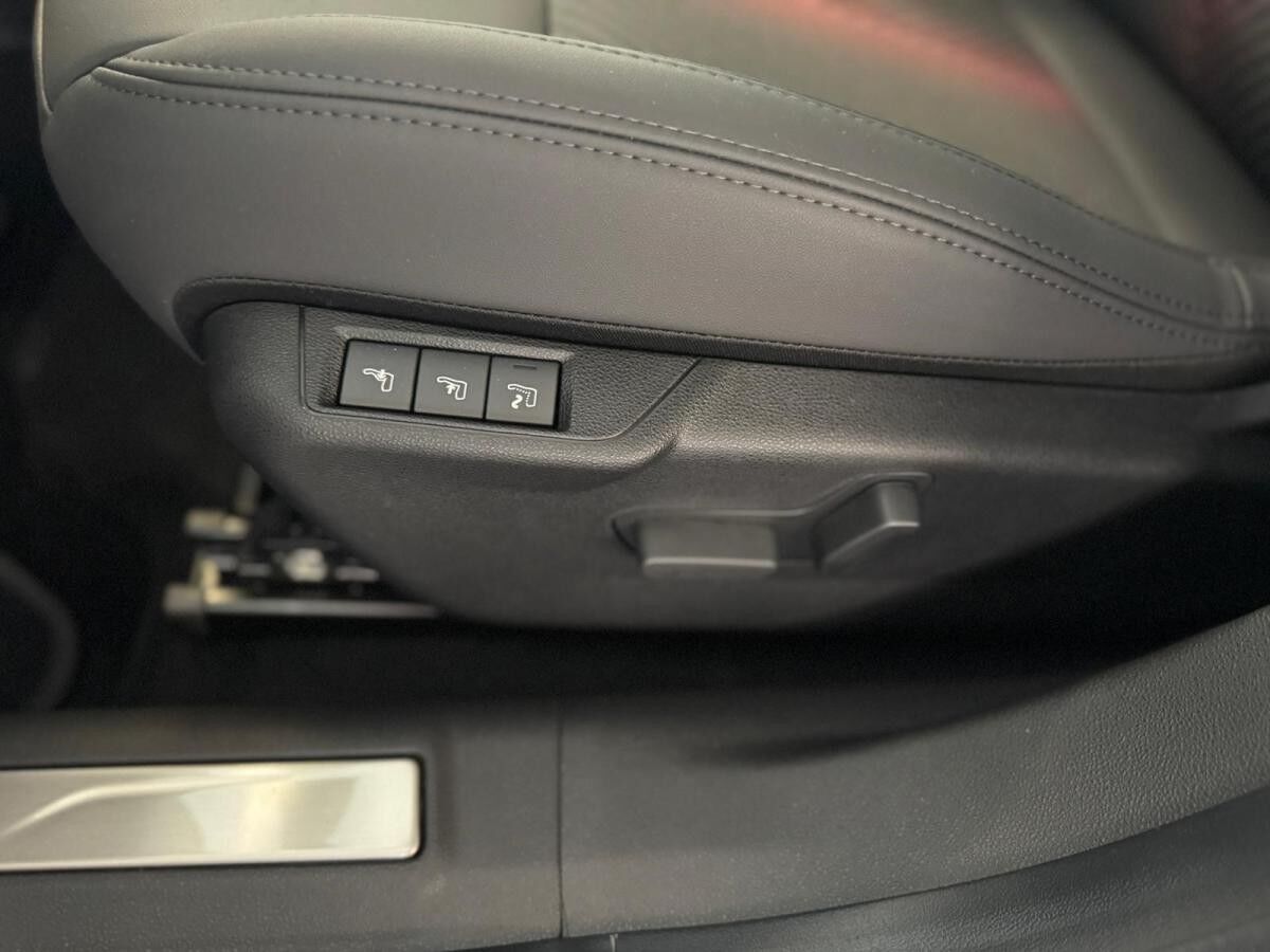 Alfa Romeo Junior Speciale 1.2 VGT 48V-Hybrid DCT in mehreren Varianten  Verfügbar Abholung Mannheim