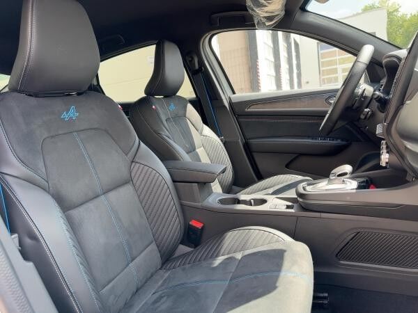 Renault Arkana ESPRIT ALPINE Mild Hybrid 160 EDC 1. Wartung inkl.!