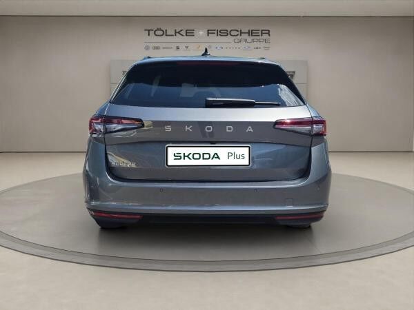 Skoda Superb Combi 2.0 TDI Selection ACC HUD