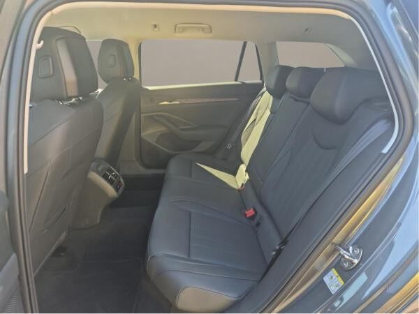 Skoda Superb Combi 2.0 TDI L&K Sportp. ACC Navi