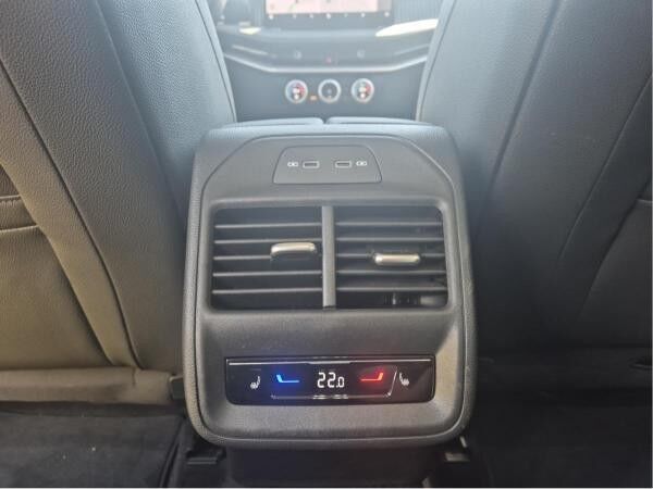 Skoda Superb Combi 2.0 TDI L&K Sportp. ACC Navi