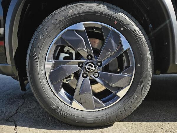 Nissan X-Trail Acenta 1.5 VC-T e-POWER 4x4  inkl. Navi & 7 Sitze
